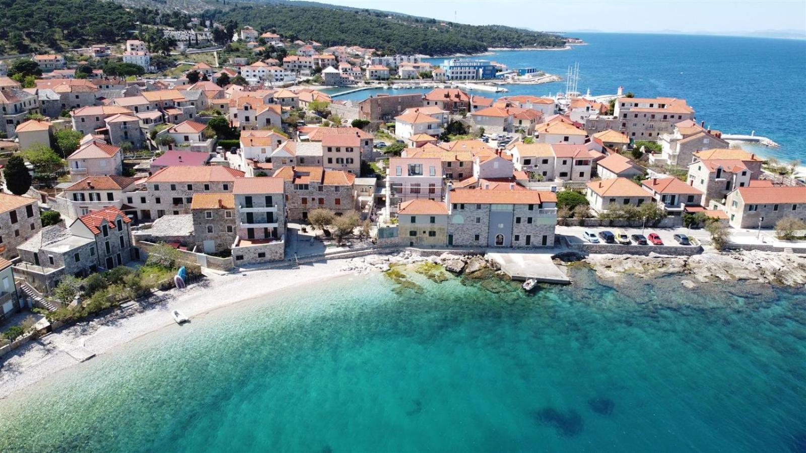 Apartmani Banic Postira Buitenkant foto