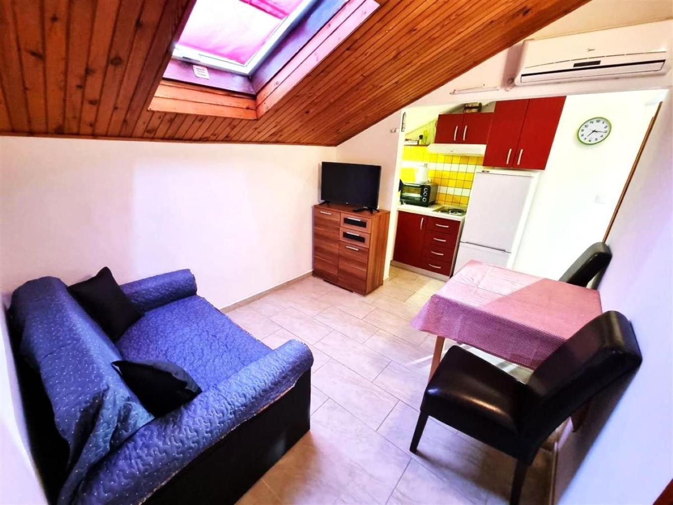 Apartmani Banic Postira Buitenkant foto