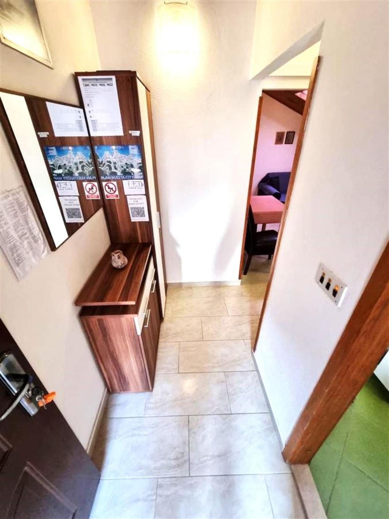 Apartmani Banic Postira Buitenkant foto