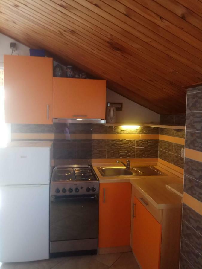Apartmani Banic Postira Buitenkant foto